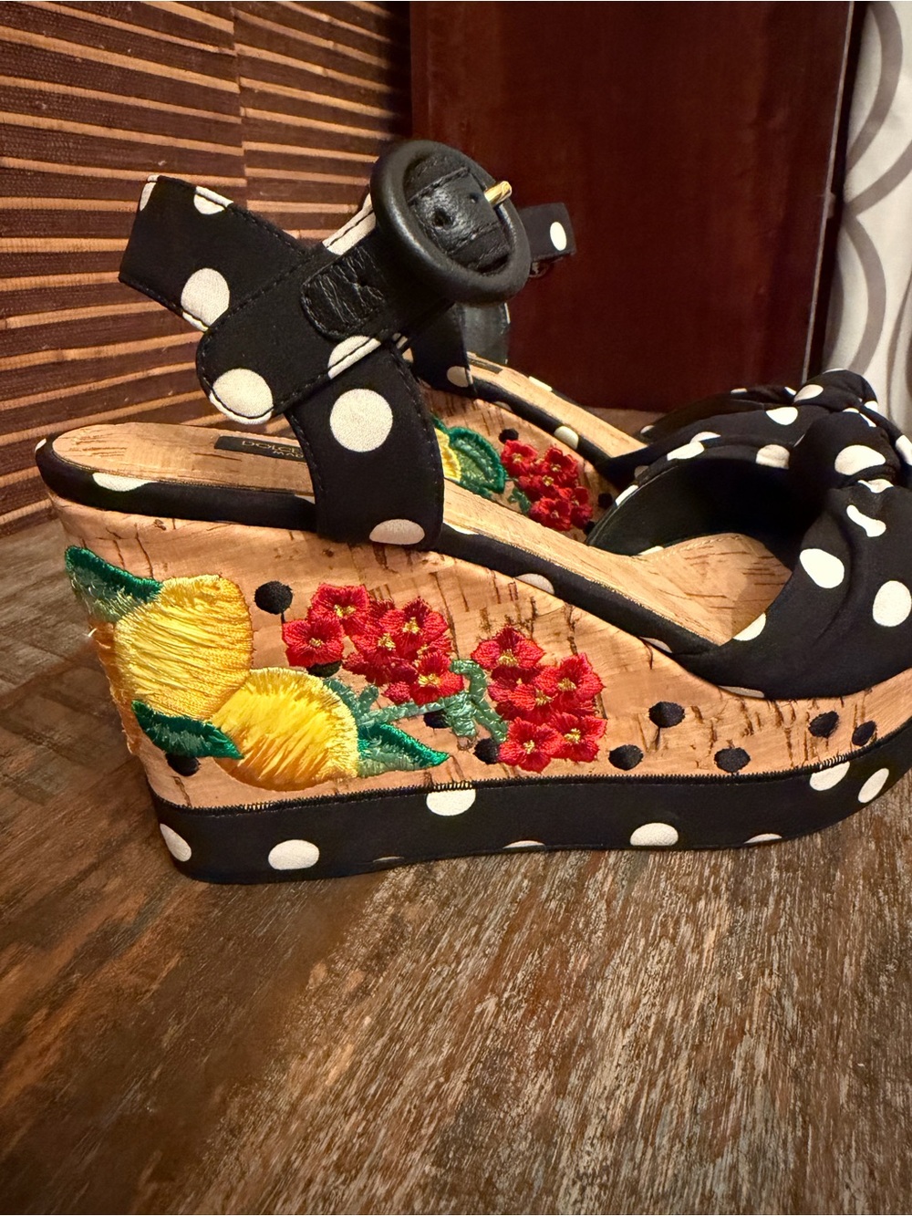❤️ Stunning Authentic Dolce & Gabbana Sandals Size 6 - Picture 4 of 7
